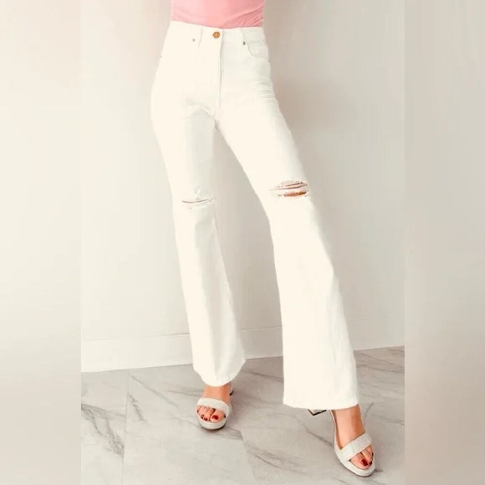 7 For All Mankind Women's Sz 27 White Distressed Flare Leg Denim Jeans